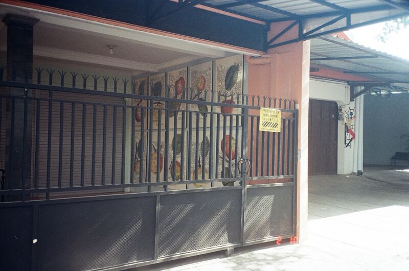File:Rukan depan.jpeg